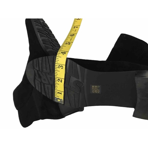 Stuart Weitzman Women’s  Suede Booties Black Color Size 8.5  S5135 120 H/20 - Picture 9 of 16